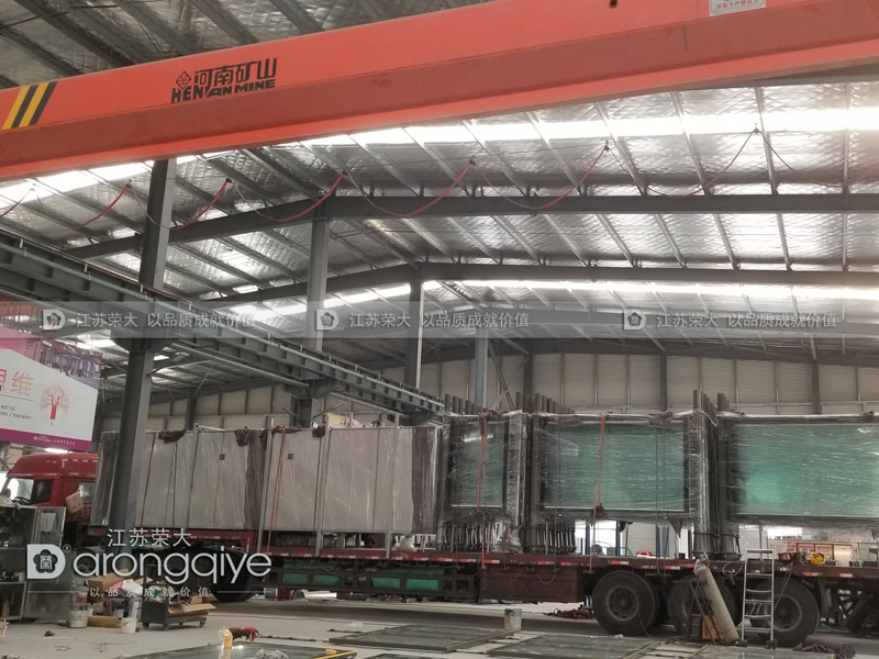 天津公交候車亭發貨案例