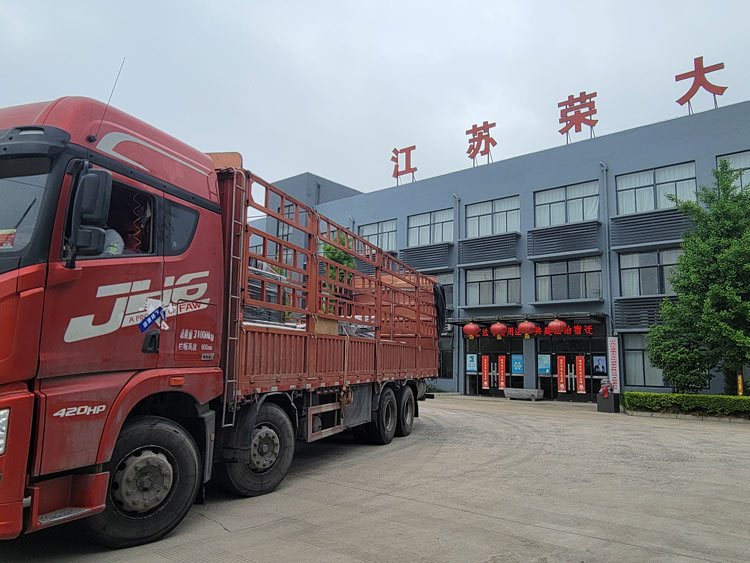 榮大供應江蘇公交站臺發貨