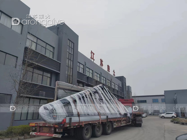 上海智能公交站臺發貨